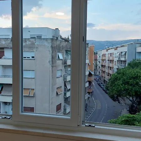 With Private Toilet And Terrace In Center In Shared * Спліт