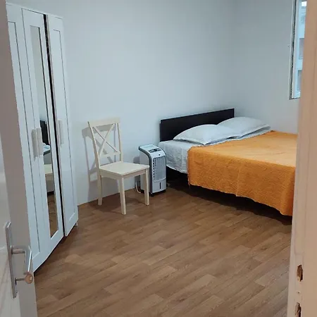 아파트 With Private Toilet And Terrace In Center In Shared 스플리트
